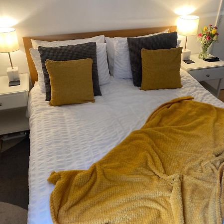 Guest Bedroom With King Size Bed In Brixton London Luaran gambar