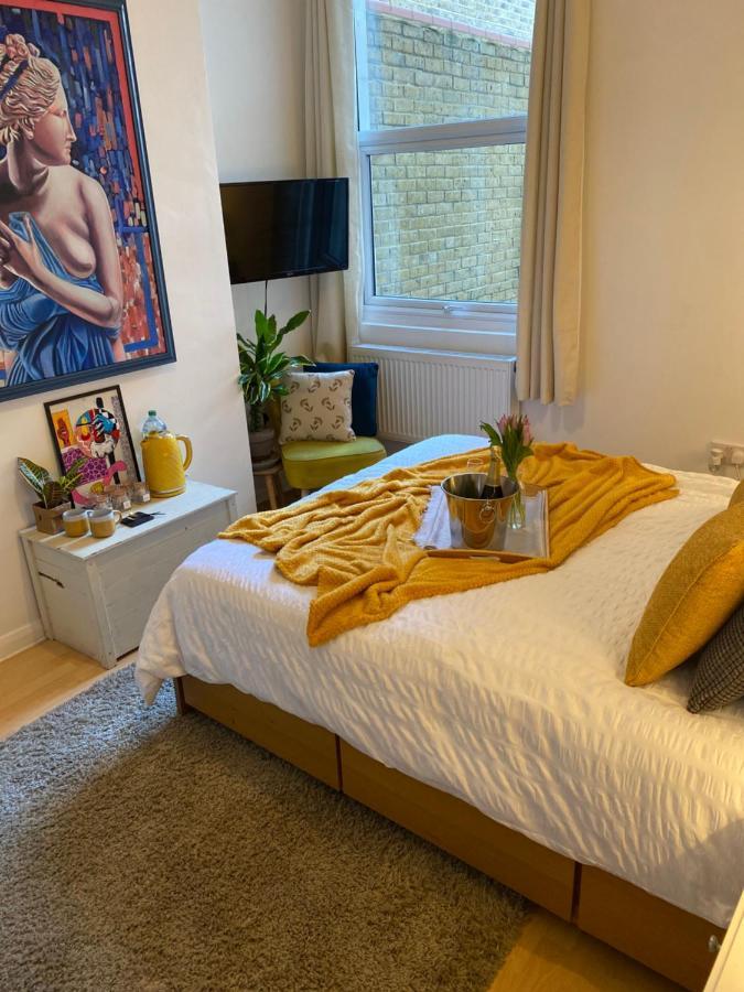 Guest Bedroom With King Size Bed In Brixton London Luaran gambar