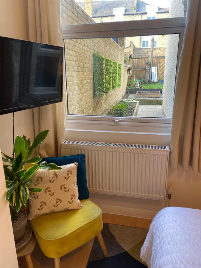Guest Bedroom With King Size Bed In Brixton London Luaran gambar